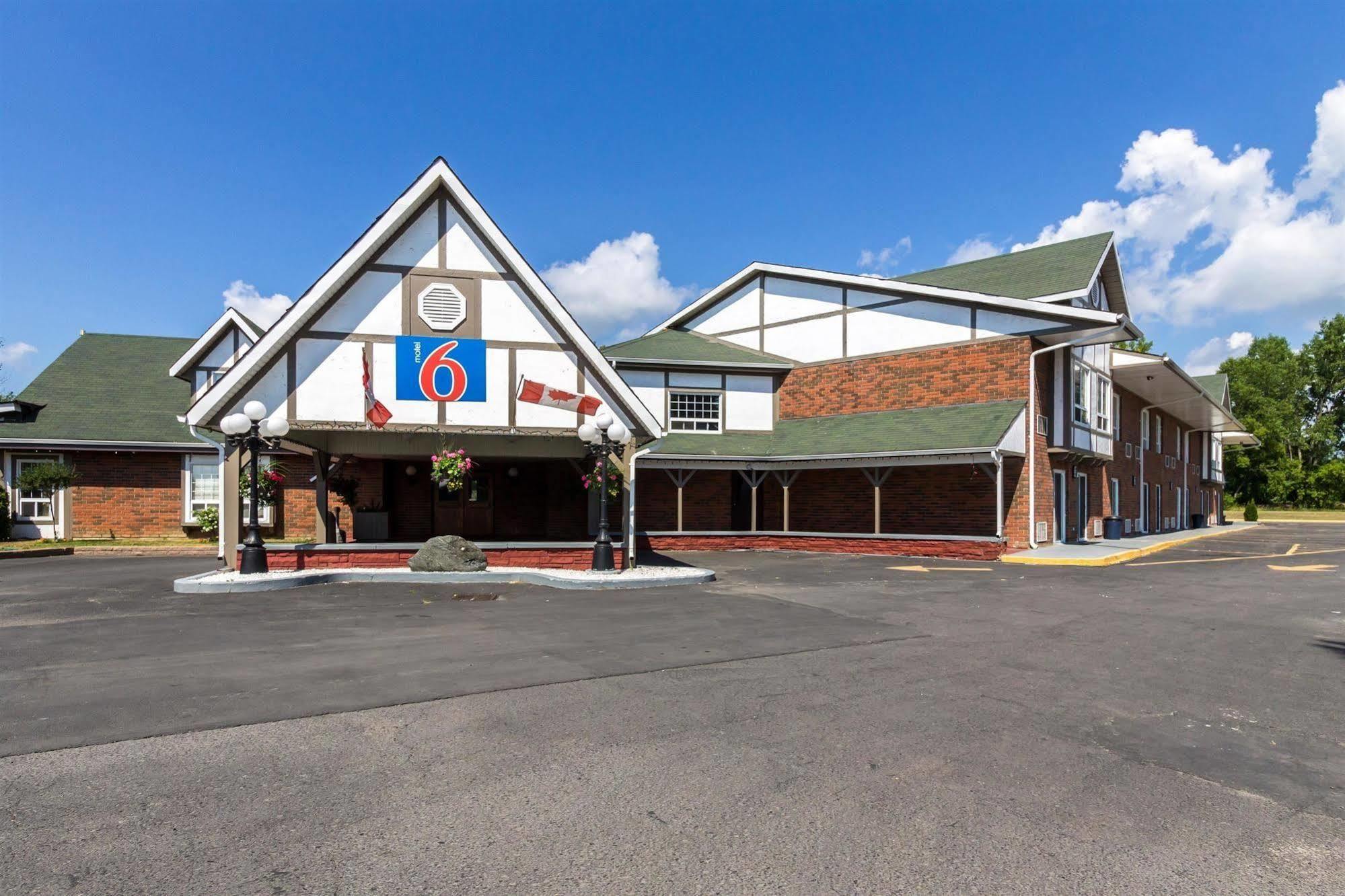 Motel 6-Trenton, On エクステリア 写真